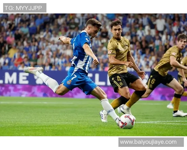 绿茵争锋巅峰对决尽显激情与荣耀的足球盛宴